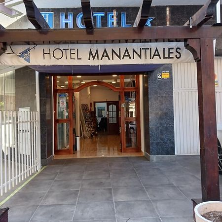 Hotel Manantiales 토레몰리노스 외부 사진