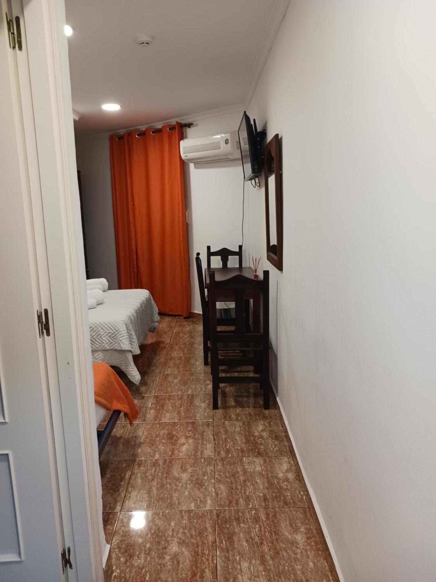 Hotel Manantiales 토레몰리노스 외부 사진
