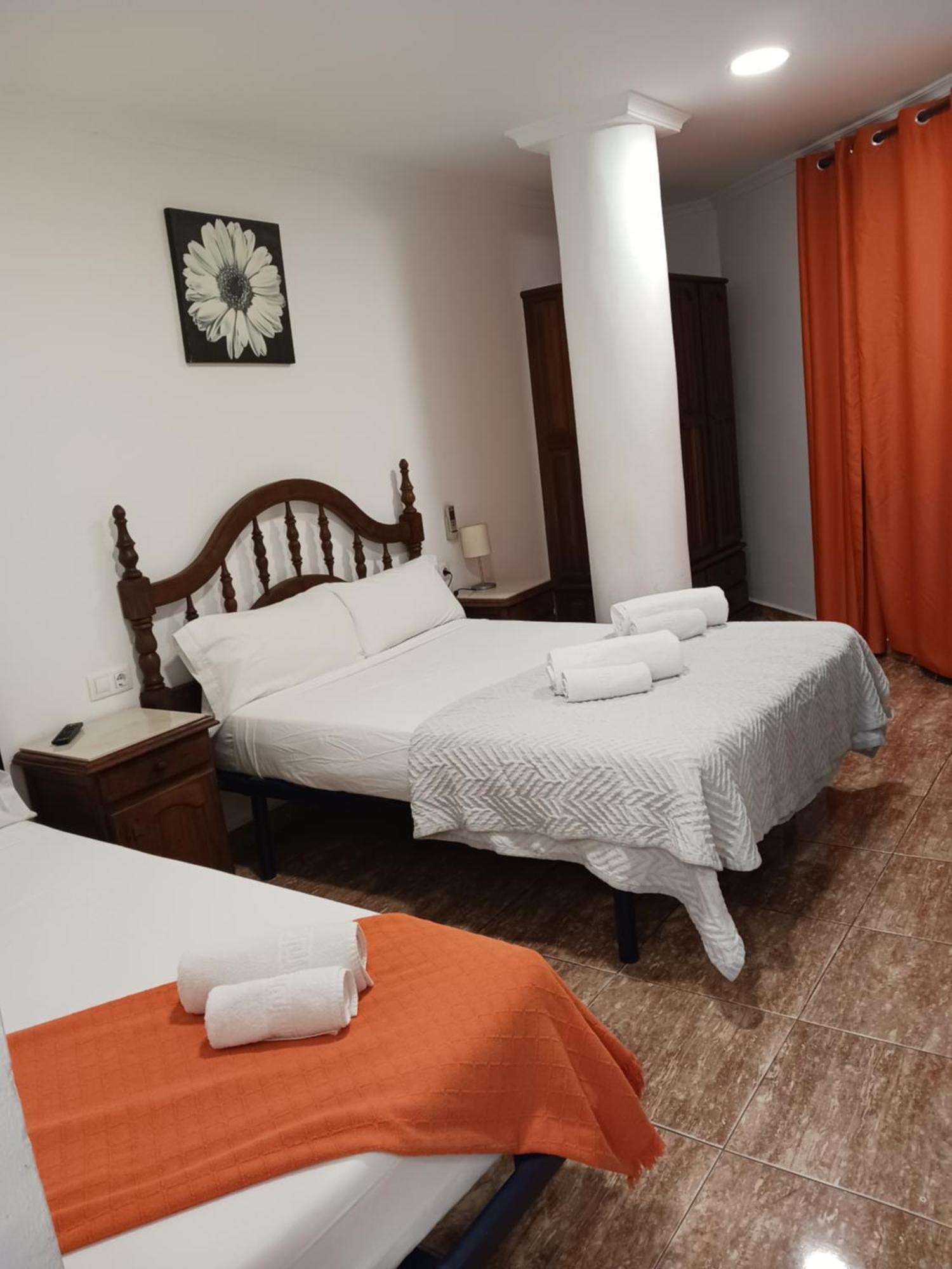 Hotel Manantiales 토레몰리노스 외부 사진