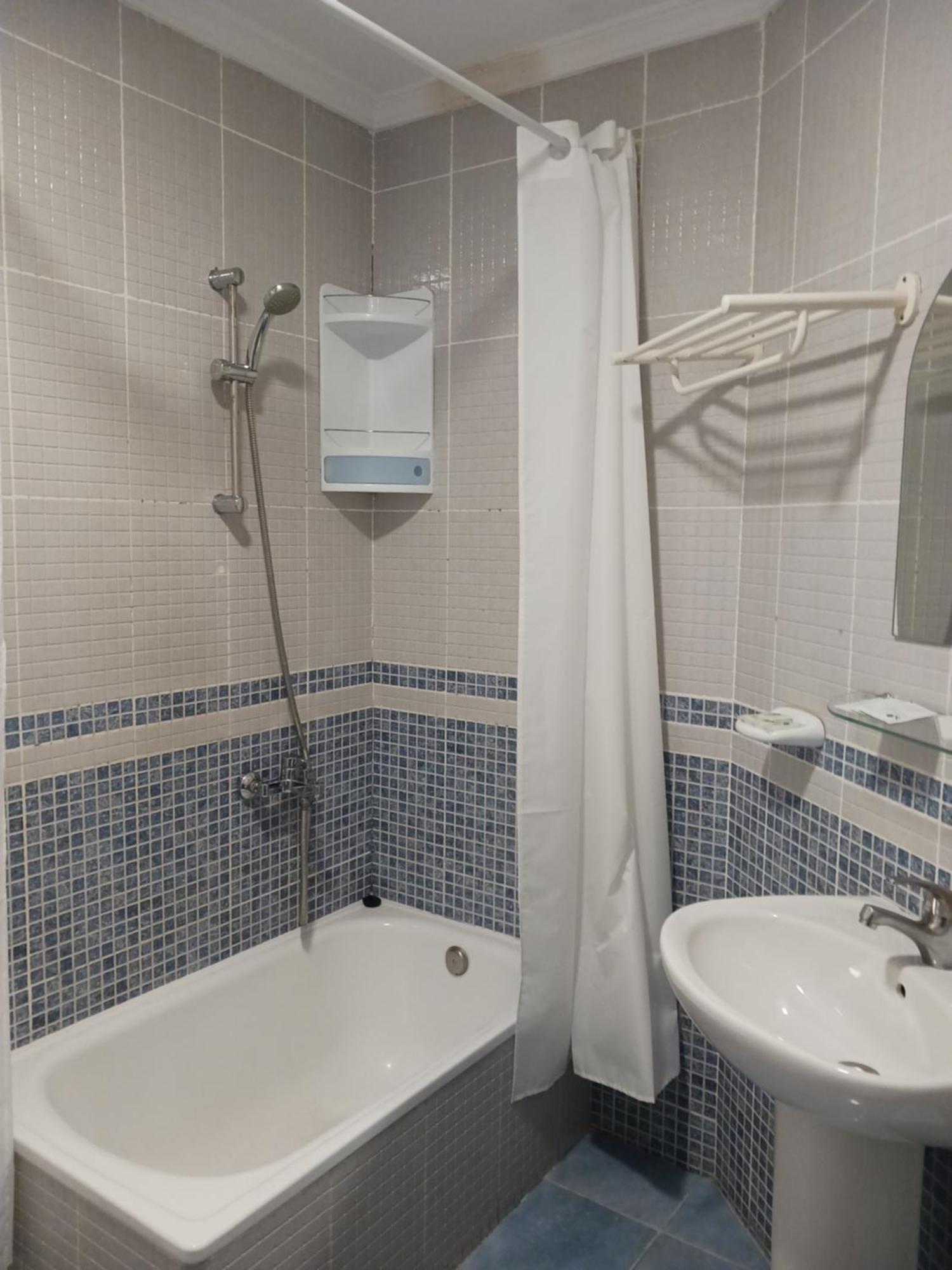 Hotel Manantiales 토레몰리노스 외부 사진